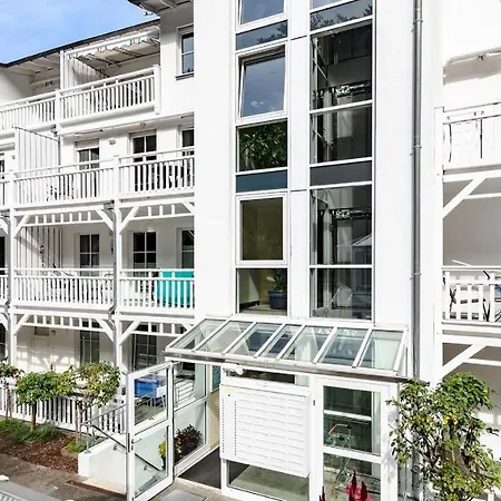 Seeschloss, App 17, Direkt An Der Strandpromenade, Toplage Apartament Binz