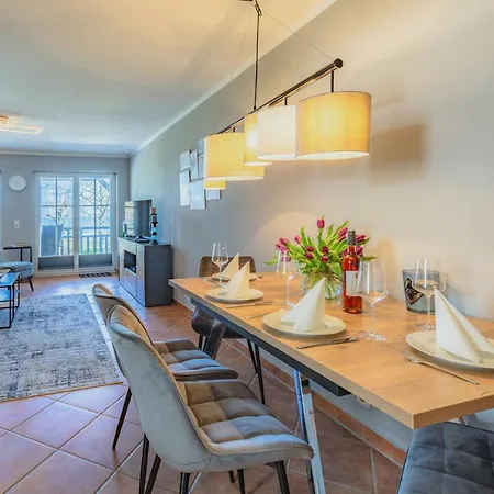 Appartement Seeschloss, App 17, Direkt An Der Strandpromenade, Toplage *